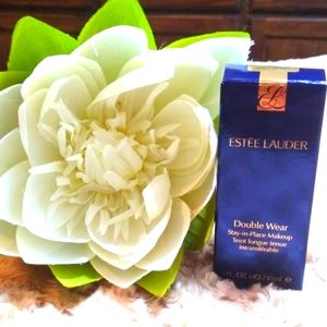 Estee Lauder Double Wear Makeup